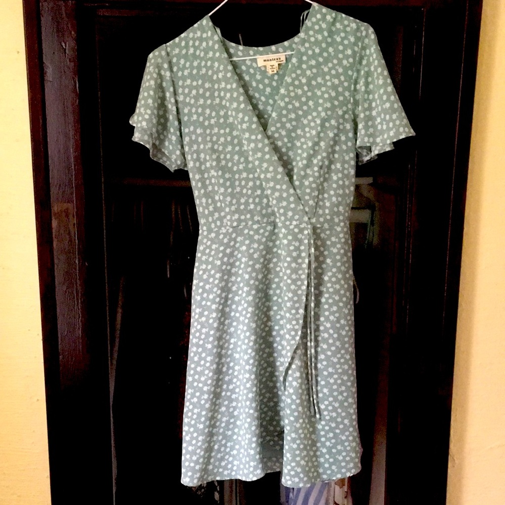 Cute Mint Floral Wrap Dress